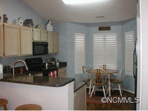 107 Thistle Knoll Ct, Asheville, NC 28803 - photo 5