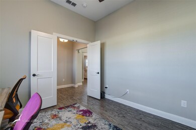137 Hawker Ln, Abilene, TX 79602 - photo 5