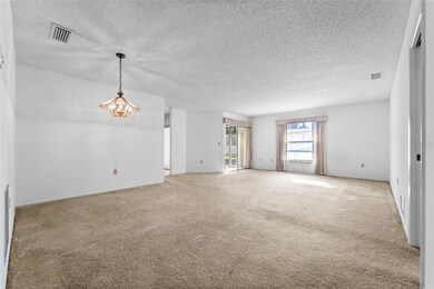 4299 Oakhurst Cir E unit 3052, Sarasota, FL 34233 - photo 4