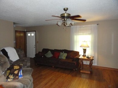 17009 Pineview Cir, Mabelvale, AR 72103 - photo 7