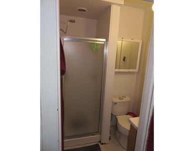 25 Charter St unit 3, Boston, MA 02113 - photo 6