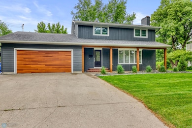 97 19th Ave N, Fargo, ND 58102 - photo 2