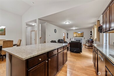 1537 E Gateway Heights Loop, Sedro Woolley, WA 98284 - photo 7