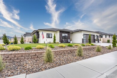 760 S Perry Ave, East Wenatchee, WA 98802 - photo 3