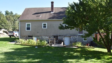 8 Ellis Ave, Dudley, MA 01571 - photo 4
