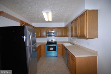 10658 Joyceton Dr, Upper Marlboro, MD 20774 - photo 5