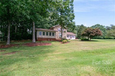 133 Little John Rd, Statesville, NC 28625 - photo 7