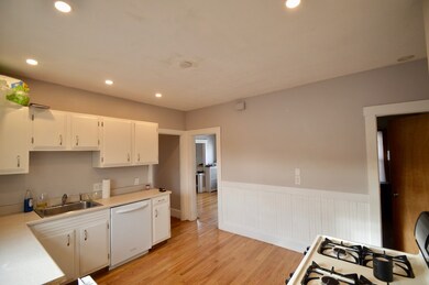 31 Amherst St unit 2, Arlington, MA 02474 - photo 6