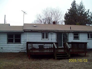 202 Blanchard Ave, Warwick, RI 02888 - photo 3