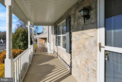 1012 Georgetown Dr, Reading, PA 19605 - photo 3