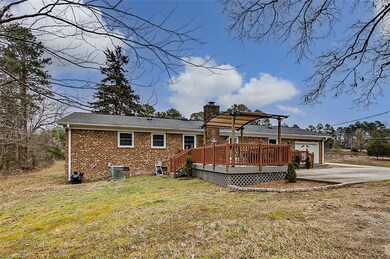 4001 S Fairway Dr, Greensboro, NC 27407 - photo 3