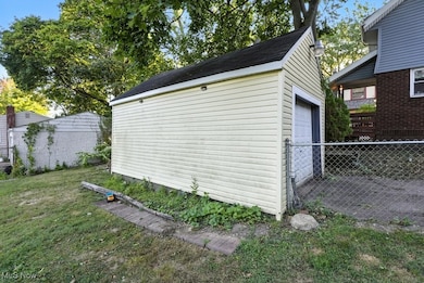 1499 Huguelet St, Akron, OH 44305 - photo 5