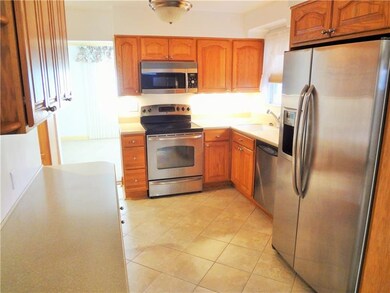 Newer kitchen cabinets with stainless steel applia