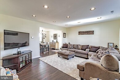 69 Hartford Rd, Sewell, NJ 08080 - photo 3