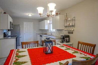 6708 Hensch Ave NE, Albuquerque, NM 87109 - photo 6