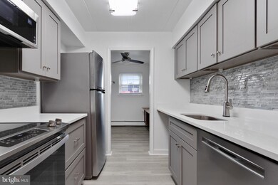 105 Glenn Rd unit 2, Ardmore, PA 19003 - photo 2