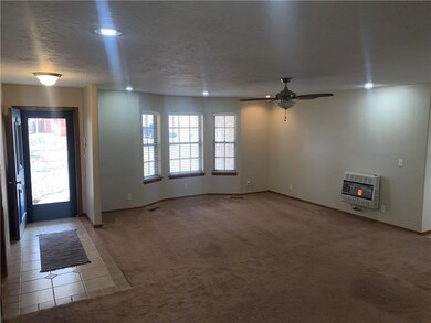 Warm and move in ready!
