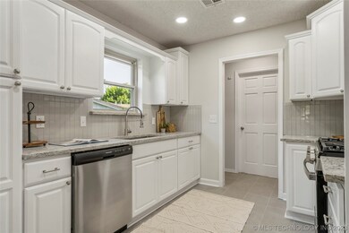 23804 E 102nd St S, Broken Arrow, OK 74014 - photo 6