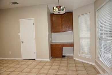 10118 Oak Saddle, San Antonio, TX 78254 - photo 6