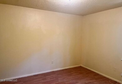 10404 Riverbend Cir, Moss Point, MS 39562 - photo 6