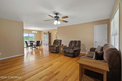 1025 Halifax Rd, Holts Summit, MO pr09