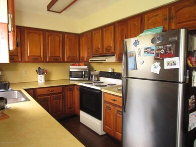 5 Kitchen