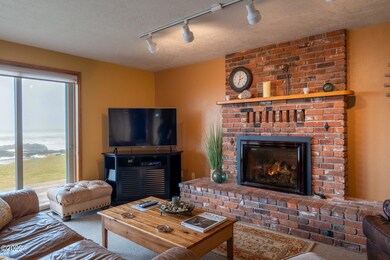 32-web-or-mls-861OceanViewDr (32)