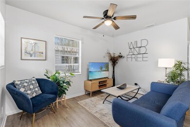 2819 Marconi St unit B, Tampa, FL 33605 - photo 6