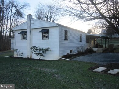 720 Red Run Rd, New Holland, PA 17557 - photo 5