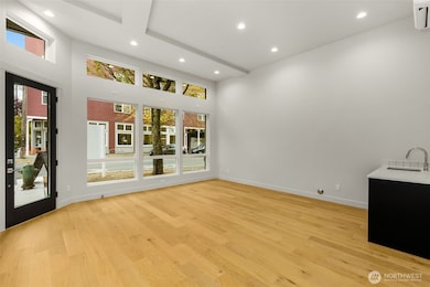 3400 E Spring St, Seattle, WA 98122 - photo 3