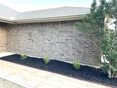 506 Glenwood St, Gainesville, TX 76240 - photo 2