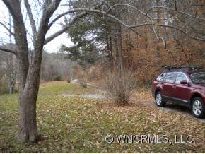 Easy gravel drive to house