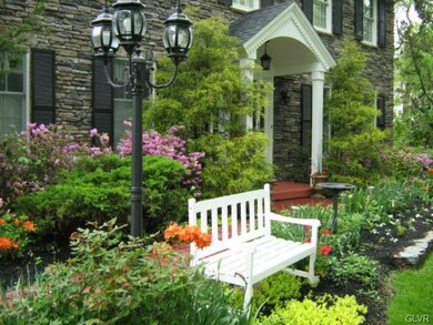 2034 Brook Cir, Macungie, PA 18062 - photo 3