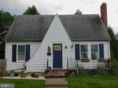 33 S Oller Ave, Waynesboro, PA 17268 - photo 7