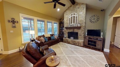 1813 Kensington Dr, Tyler, TX 75703 - photo 3