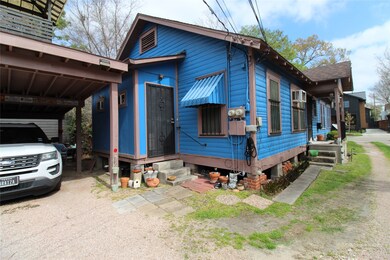 829 Cortlandt St, Houston, TX 77007 - photo 5