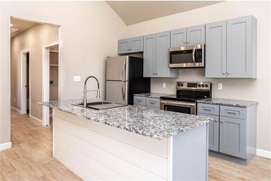 827 Valley Oaks Ln, Centerton, AR 72719 - photo 5