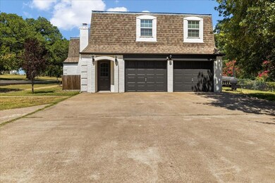 3630 Northcrest Dr, Cleburne, TX 76031 - photo 4