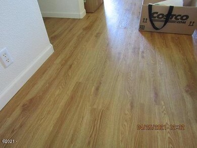 laminate hardwood floors