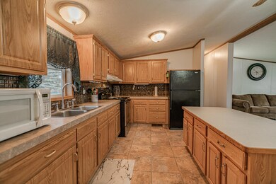 1808ChandlerLn_0004