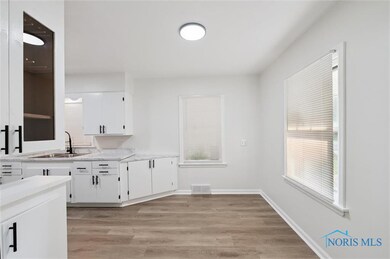 3714 Wallwerth Dr, Toledo, OH 43612 - photo 7