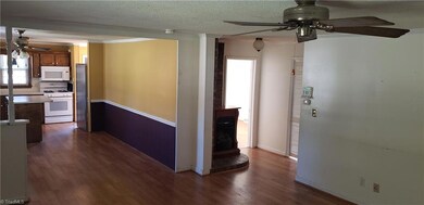 221 Northwood Dr, Asheboro, NC 27203 - photo 4