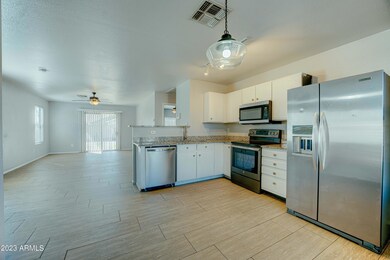 Eat in kitchen