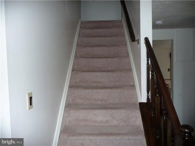 429 Musket Dr, Morrisville, PA 19067 - photo 4