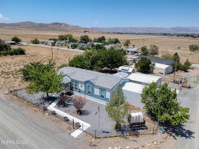 50 Whiteface Ln, Yerington, NV 89447 - photo 2