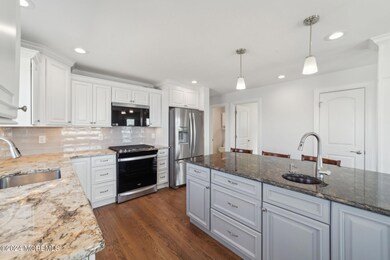 4 Neptune Rd, Toms River, NJ 08753 - photo 5