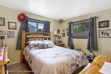 804 W 8th_009