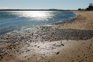 140 Plantation Ln, Saunderstown, RI 02874 - photo 4