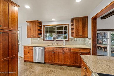 408 N 61st Ave, Yakima, WA 98908 - photo 5