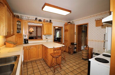 95 Mount Forist St, Berlin, NH 03570 - photo 6